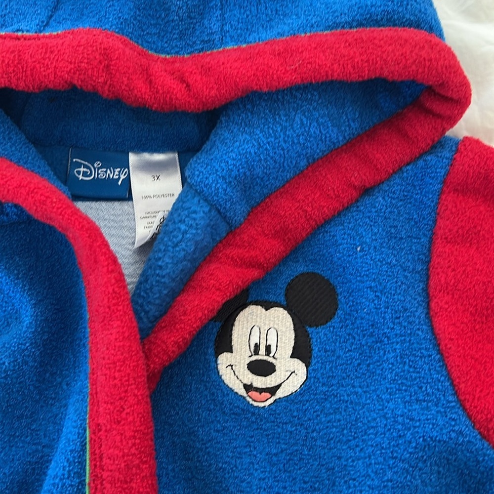 Vintage Mickey Mouse Robe - Picture 2 of 5